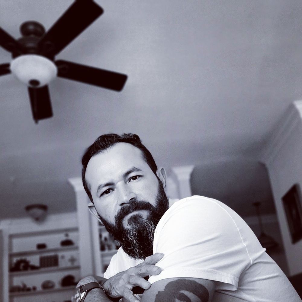 Meet your Posher, Alex